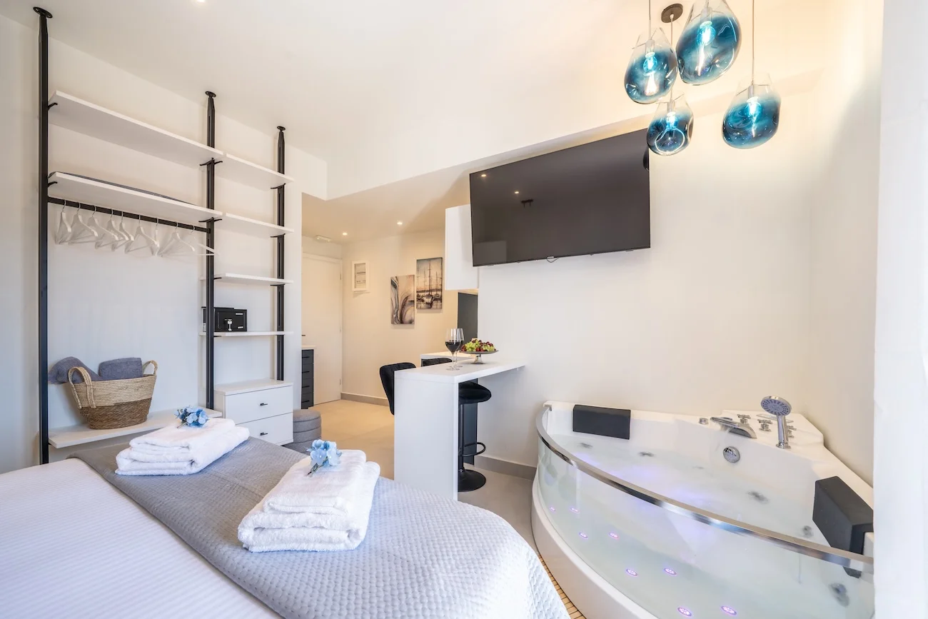 Azzura Luxury Suite Fiscardo Kefalonia